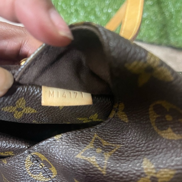 Authentic LV MM - Picture 13 of 13